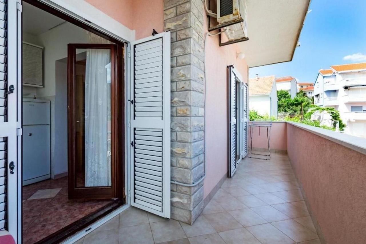 Apartments Prkacin Trogir Exterior photo